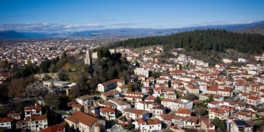 Μίνι lockdown στα Τρίκαλα - Μάσκες και σε εξωτερικούς χώρους