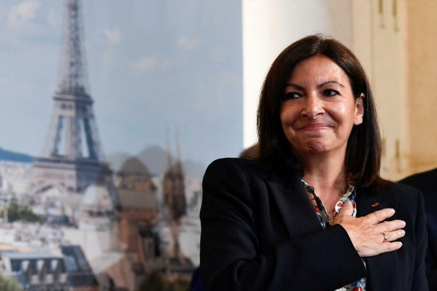 Γαλλία: Αντίπαλος του Emmanuel Macron για την προεδρία θα είναι η σοσιαλίστρια δήμαρχος του Παρισιού Anne Hidalgo