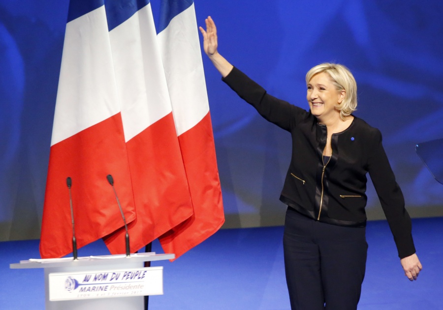 Η Marine Le Pen διαψεύδει τα περί χρηματοδότησης από τη Ρωσία