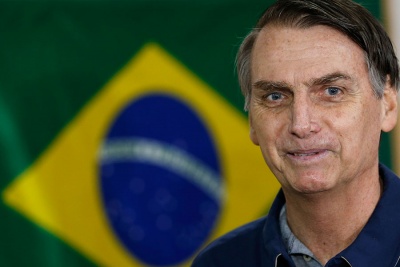 Βραζιλία: Φαβορί για την προεδρία ο ακροδεξιός Bolsonaro – Διευρύνει τη διαφορά από τον αντίπαλο του