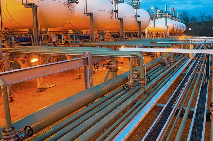 Περί τα 2,5 δισ κυβ μέτρα LNG θα χρειασθούμε το 2022 - Ανησυχία για τις τιμές φυσικού αερίου