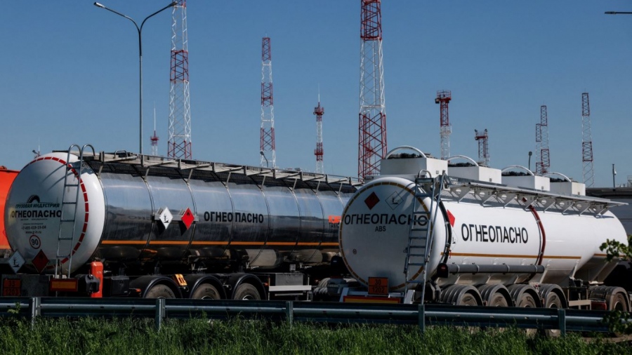 Έκρηξη στο ρωσικό diesel: Πρωτοφανής αύξηση παραγωγής στους 140.000 τόνους την ημέρα, «ακυρώνονται» τα ουκρανικά πλήγματα