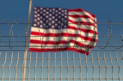 Αδιανόητος ο Γερουσιαστής Kennedy: Οι ΗΠΑ είναι έτοιμες να μετατρέψουν τη Ρωσία σε... τροφή για ψάρια