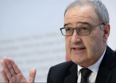 Ελβετία – κορωνοϊός: Λάθη στη διαχείριση της επιδημίας παραδέχτηκε ο πρόεδρος της ομοσπονδιακής κυβέρνησης Parmelin