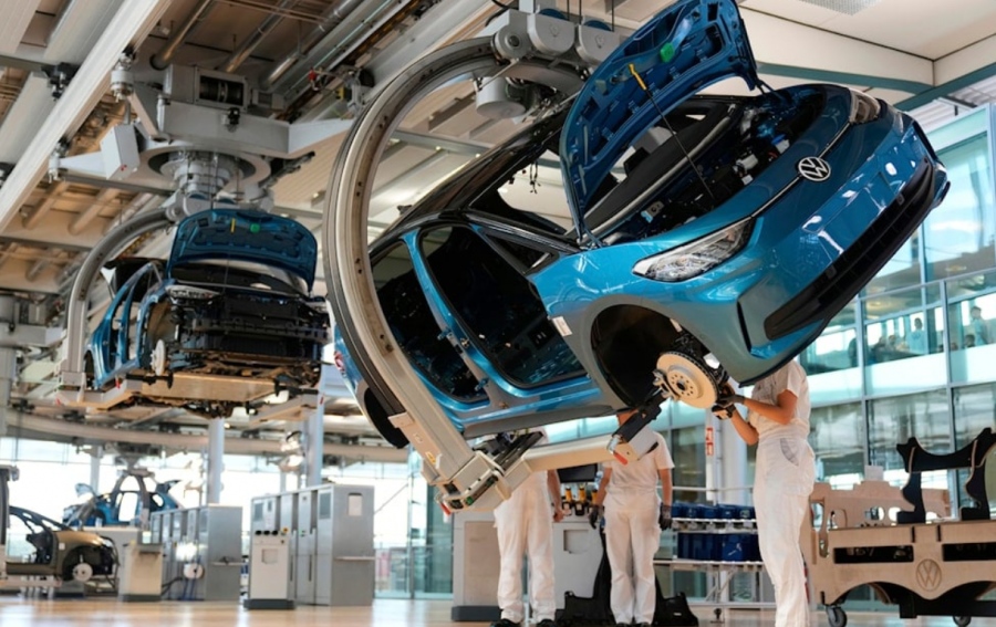 Εμπορικός πόλεμος - Η Volkswagen πέτυχε εξαίρεση στην απαγόρευση εξαγωγών chip της Nexperia – Το deal με την Κίνα