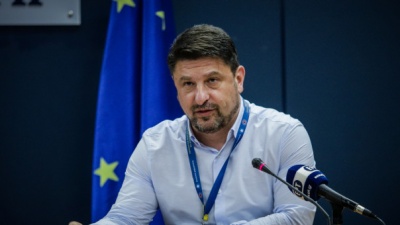 Χαρδαλιάς (Υφυπ. Προστασίας): Από 25/5 επιτρέπεται η μετάβαση από και προς τα νησιά, ανοίγουν και οι χώροι εστίασης