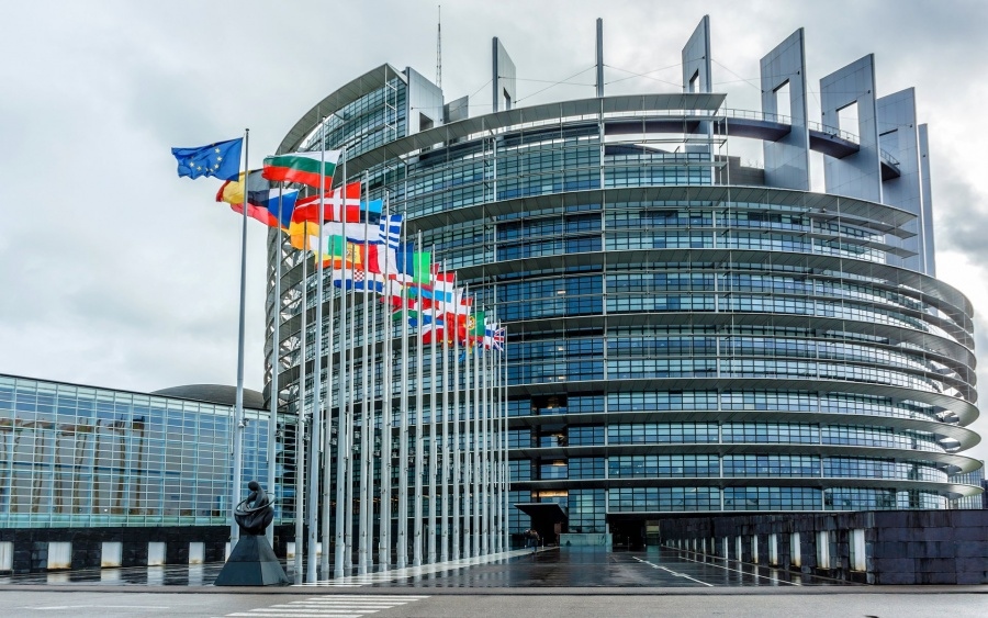Ευρωκοινοβούλιο: Απαγόρευση διάθεσης στην ΕΕ προϊόντων καταναγκαστικής εργασίας