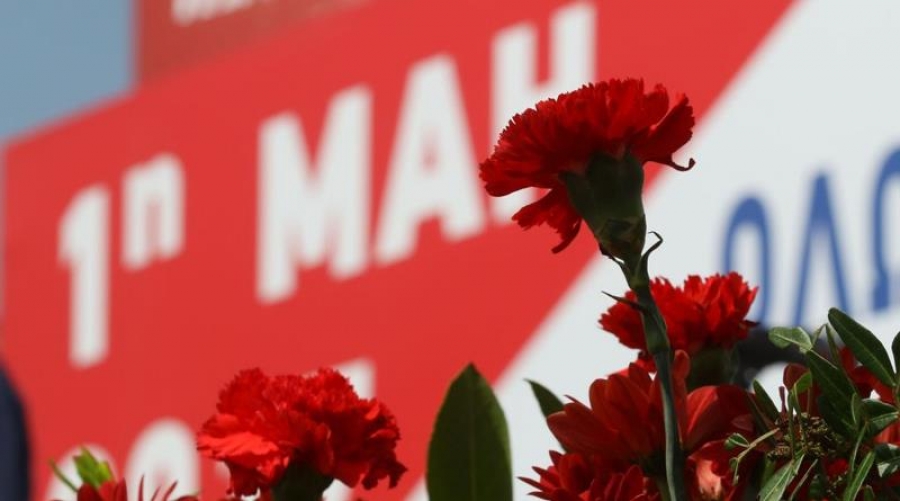 Καταγγελίες για προσπάθεια λειτουργίας μεγάλων αλυσίδων καταστημάτων, τη Δευτέρα και Τρίτη του Πάσχα