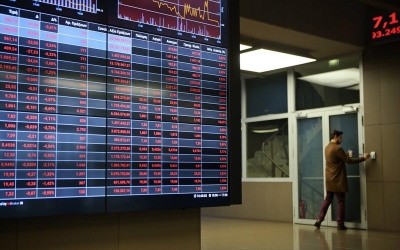 Λίγο μετά το κλείσιμο του ΧΑ – Βαριά διόρθωση στα μικρά – Το rebalancing έσωσε το τζίρο