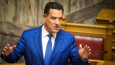 Αποκατάσταση της αλήθειας από Γεωργιάδη: Η ειδικευόμενη γιατρός στη Σάμο φιλοξενήθηκε δωρεάν, δεν έκανε υπερεργασία, πληρώθηκε κανονικά