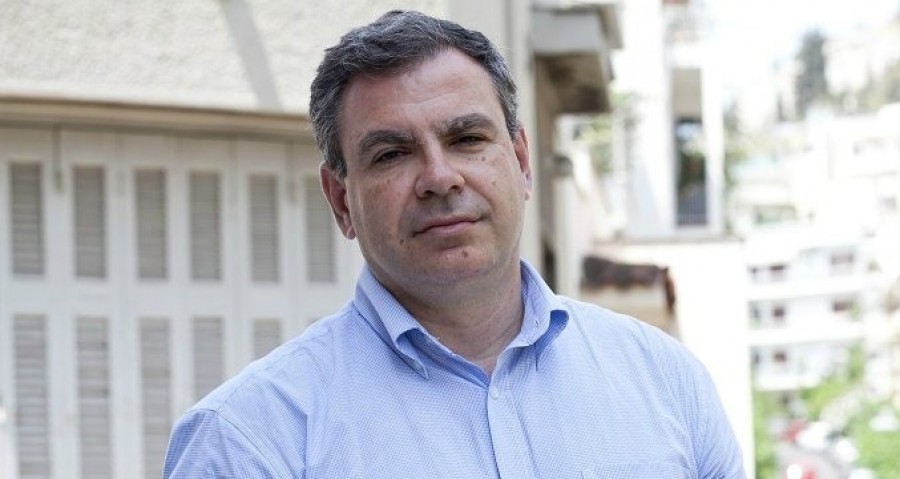 Βέττας (ΙΟΒΕ): Η οικονομία έχει ανάγκη από καλοπληρωμένες θέσεις απασχόλησης