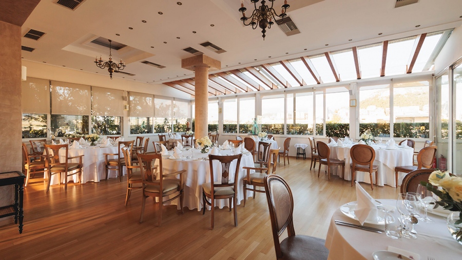 Γιατί συνάντησε στην Αθηναϊκή Λέσχη ο Μητσοτάκης Κύπριους επιχειρηματίες