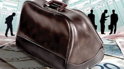 Παρά τα μνημόνια και την επιτήρηση η Ελλάδα παραμένει πρωταθλήτρια στην παραοικονομία