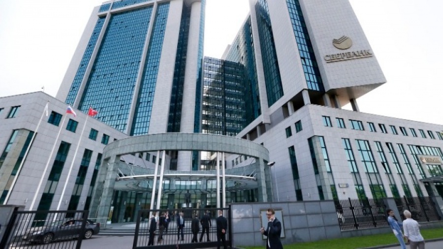 Οι ρωσικές τράπεζες αυξάνουν τα επιτόκια στα στεγαστικά δάνεια