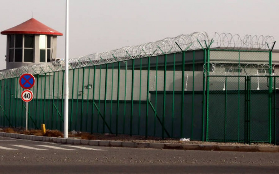 Κίνα: 380 στρατόπεδα κράτησης διατηρεί η Κίνα στην επαρχία Σιντζιάνγκ