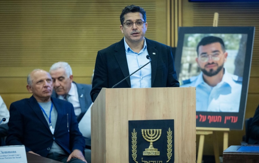 Προκαλεί το Ισραήλ: 50% οι πιθανότητες να κρατήσει η εκεχειρία – Πρέπει να γονατίσει το Ιράν