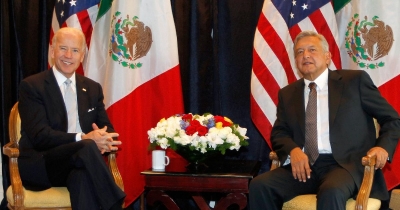 O Μεξικανός πρόεδρος θα ζητήσει από τον Biden να μοιραστούν τις αμερικανικές δόσεις των εμβολίων