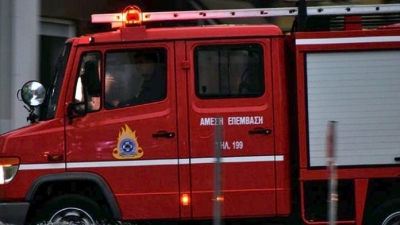Θεσσαλονίκη - Στις φλόγες έχει τυλιχτεί διαμέρισμα - Πληροφορίες για εγκλωβισμένους