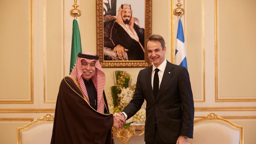 Στη Σαουδική Αραβία ο Μητσοτάκης, με αιχμή τις επενδύσεις - Ψήφος εμπιστοσύνης από τον υπ. Εμπορίου