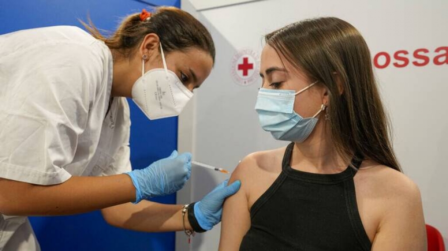 Εμβολιασμοί στα παιδιά - Απαντήσεις από τους ειδικούς για όσα πρέπει να ξέρετε