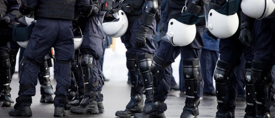 Αστυνομικός διαμεσολαβητής και ηχητικά μηνύματα στις διαδηλώσεις - Τι αλλάζει