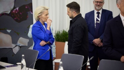 Ο Zelensky απειλεί με επίθεση drones πάνω από τη Μόσχα την Ημέρα της Νίκης (9/5)