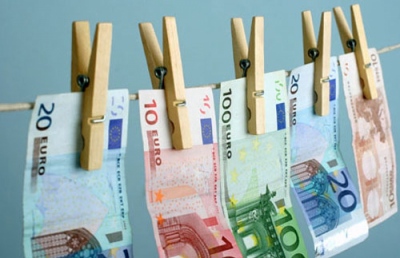 Αρχή για το «ξέπλυμα» χρήματος: Για κακουργήματα ελέγχονται ΜΚΟ - Δεσμεύονται οι λογαριασμοί τους