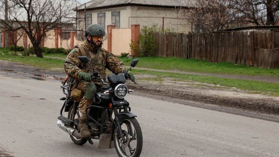 Οι Ουκρανοί αντιγράφουν τις τακτικές των Ρώσων - Κατάσχουν μοτοσικλέτες για τις ανάγκες του στρατού