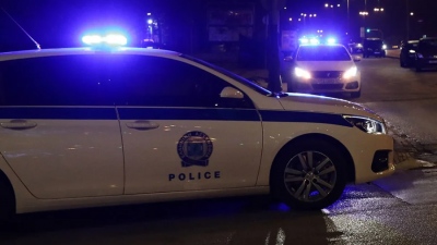 Επεισοδιακή καταδίωξη 8χλμ στην Αττική: Τραυματίστηκε αστυνομικός
