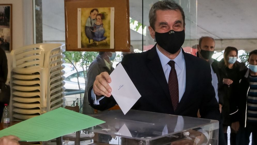 Κίνημα Αλλαγή - Λοβέρδος: Το ΠΑΣΟΚ μπροστά - Η Ελλάδα ψηλά