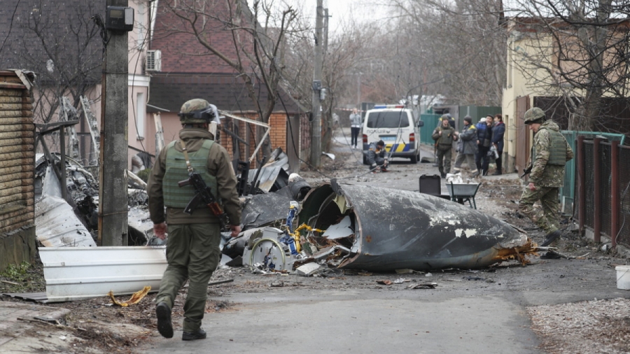Ραγδαίες εξελίξεις: «Θα χτυπήσουμε το Κίεβο με όπλα υψηλής ακρίβειας - Εγκαταλείψτε τα σπίτια σας» προειδοποιεί το ρωσικό υπουργείο Άμυνας