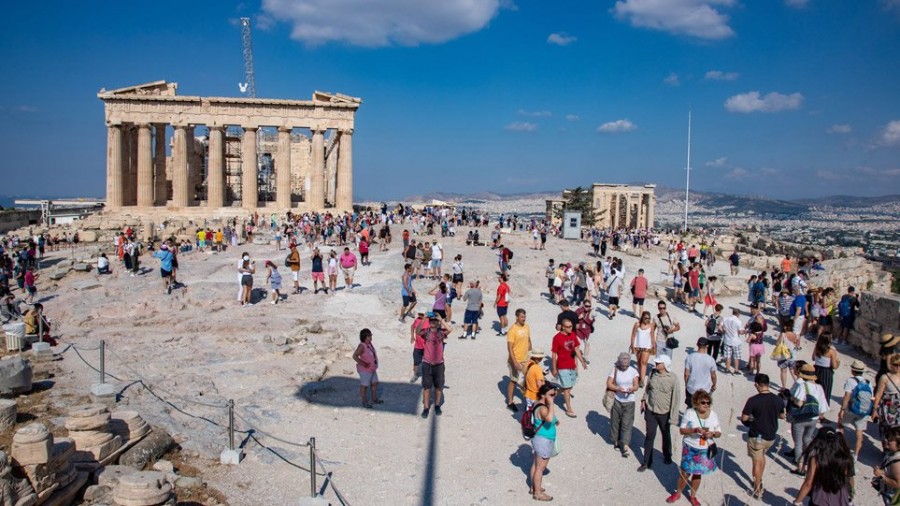 Αφιέρωμα στην Ελλάδα από το αυστριακό περιοδικό «Society»