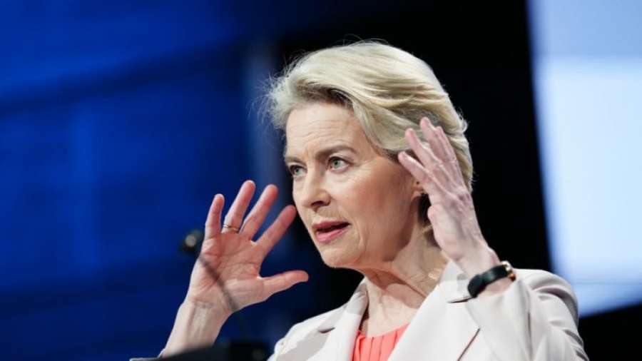 «Ευρωπαϊκή αμυντική ασπίδα» κατά των ξένων παρεμβάσεων υπόσχεται η Von der Leyen