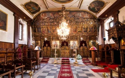 Κορωνοϊός: Παράταση μέχρι 16/5 των όσων ισχύουν για τις λειτουργίες στους χώρους λατρείας