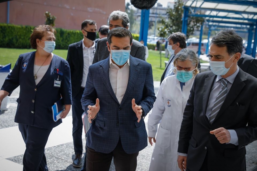 Τσίπρας - Θεσσαλονίκη: Επικίνδυνη η αντίληψη για «πανδημία ανεμβολίαστων»