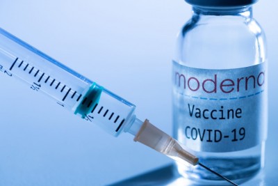 Ηνωμένο Βασίλειο - Πράσινο φως για το εμβόλιο της Moderna κατά του κορωνοϊού