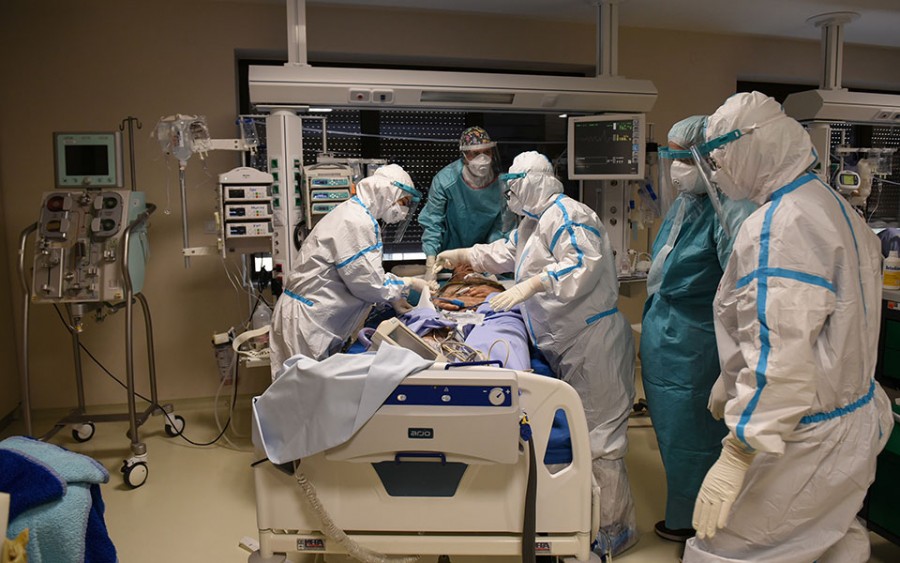Νοσοκομείο «Γ. Παπανικολάου»: Μόλις 6 στους 10 ασθενείς Covid εξήλθε από τη ΜΕΘ