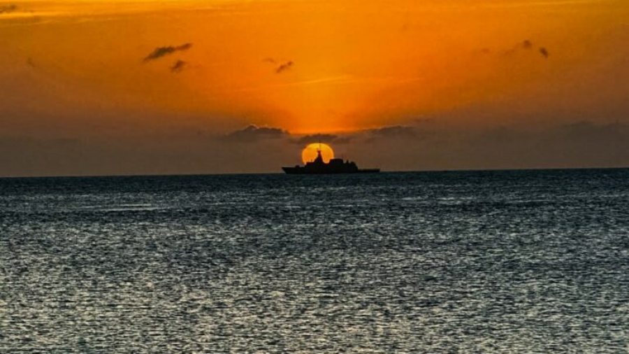 Η Βενεζουέλα βγάζει πολεμικά πλοία και drones - Στέλνει 15.000 στρατιώτες στα σύνορα με Κολομβία