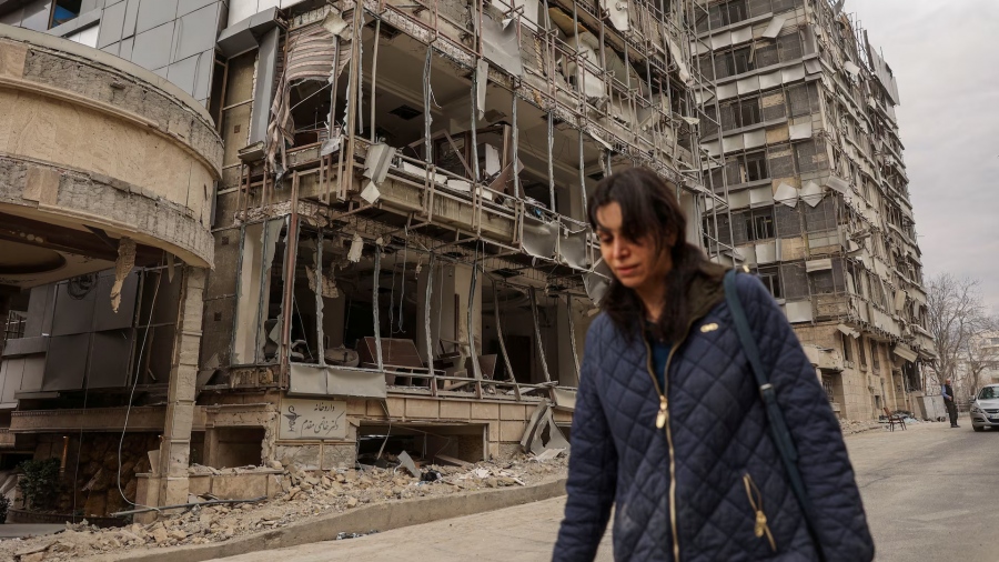 Φρίκη - ΗΠΑ και Ισραήλ χτύπησαν το νοσοκομείο Gandhi στην Τεχεράνη, αγωνία για τραυματισμένα νεογνά