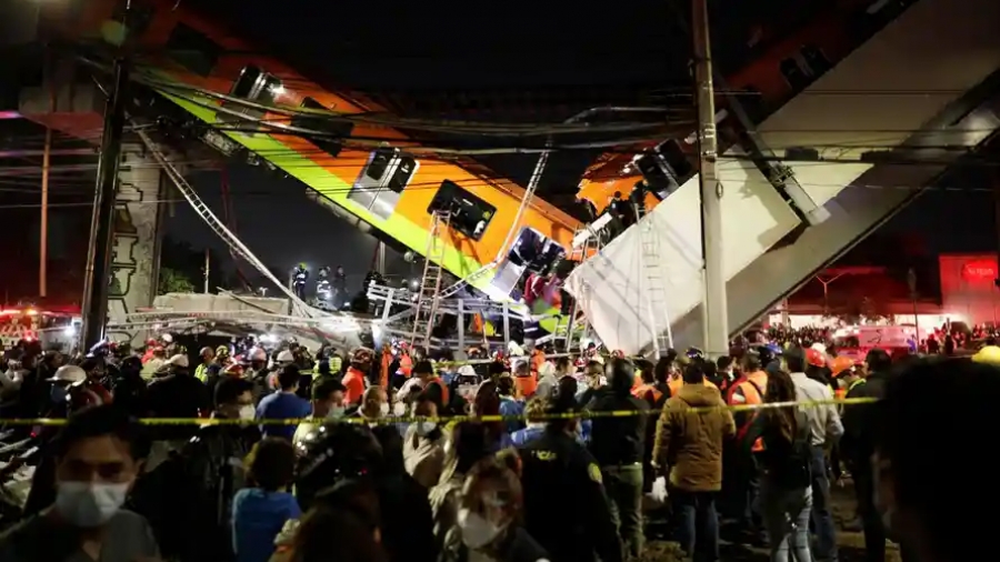 Τραγικό δυστύχημα στο Μεξικό με δεκάδες νεκρούς - Κατέρρευσε γέφυρα του Μετρό