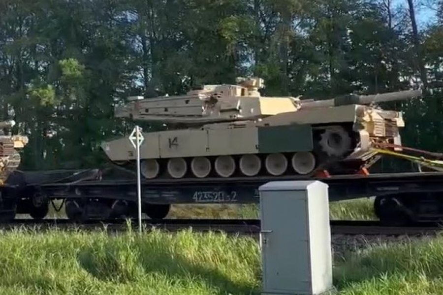 Αμερικανικά άρματα Abrams, εντοπίστηκαν 100 χιλιόμετρα από τα ρωσικά σύνορα