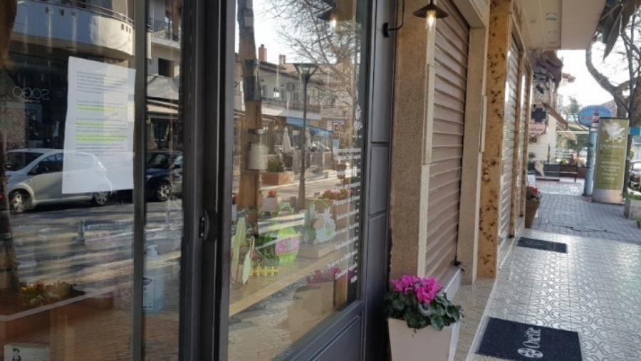 Αντάρτικο των εμπόρων στην Πάτρα, ανοίγουν τα καταστήματα τη Δευτέρα (5/4)