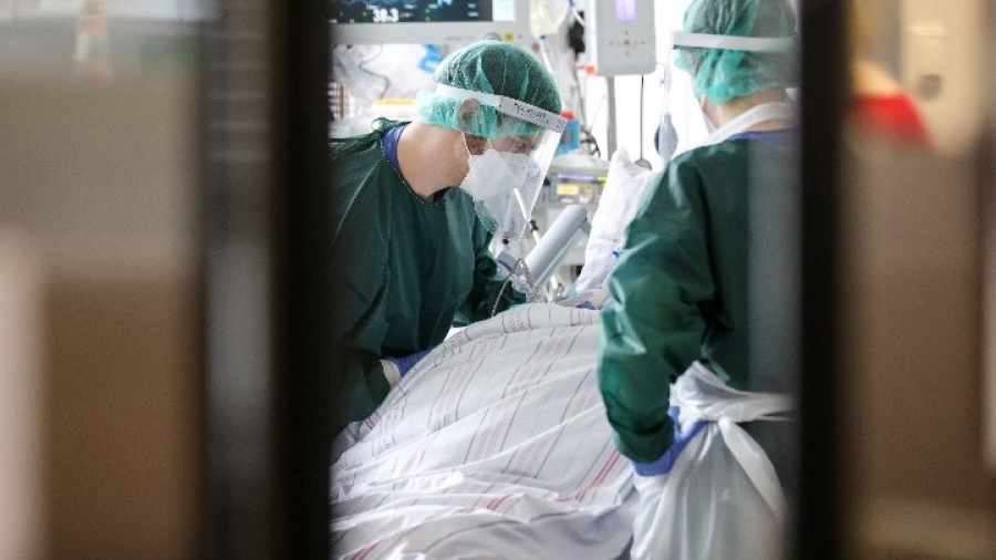 Γερμανία: Δυσαρεστημένο το 65% από τις επιδόσεις της κυβέρνησης Merkel στη διαχείριση της πανδημίας