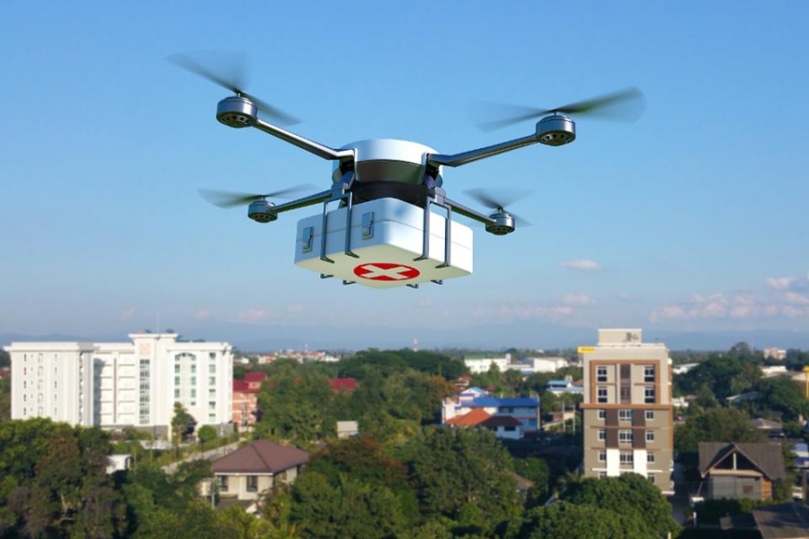 Η Μεγάλη Βρετανία δίνει 8 εκατ. λίρες για drones που θα μεταφέρουν φάρμακα σε ασθενείς με κορωνοϊό