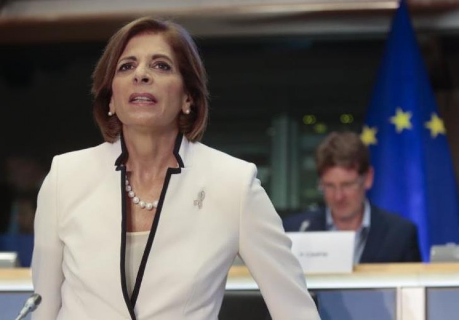 Κυριακίδου (ΕΕ): Αρχές του 2021 το εμβόλιο για τον κορωνοϊό στην Ευρώπη, κάλυψη για όλες  τις χώρες