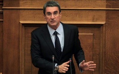 Λοβέρδος για Novartis: Υπάρχει συμμορία με αρχισυμμορίτη – Υπάρχει πολιτικός ιθύνων νους