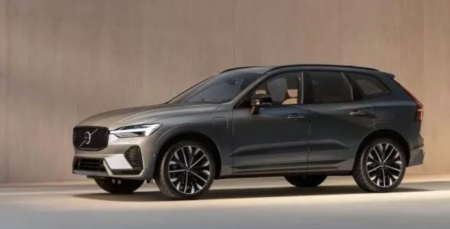 Volvo XC60: Αναβαθμισμένο με περισσότερη τεχνολογία και άνεση