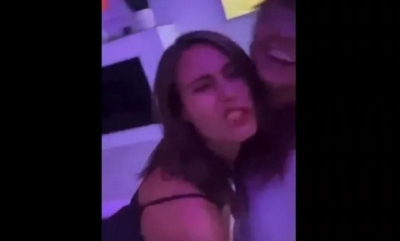 Η 36χρονη Πρωθυπουργός της Φινλανδίας «ξεσάλωσε» σε πάρτι και δέχεται σφοδρή κριτική