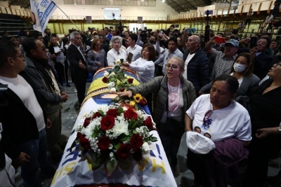 Ισημερινός: Λαϊκό προσκύνημα στην κηδεία του δολοφονημένου από ναρκοσυμμορίες υποψήφιου προέδρου Villavicencio