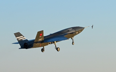 Σε σοκ Ευρωπαίοι και Αμερικανοί – Η διεθνής αμυντική βιομηχανία εξυμνεί την Τουρκία: Το drone Kizilelma κατέρριψε εναέριο στόχο με πύραυλο